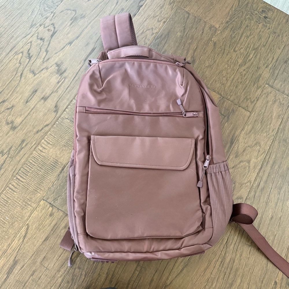 Alphalete Core Backpack - Picture 2 of 3